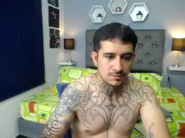 Chaturbate Live Sex of andy_estevez
