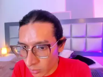 Chaturbate Sex Cam of maddie_ray_
