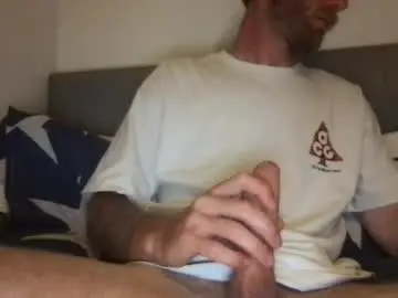 Chaturbate Live Sex Cam of messageme11