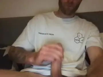 Chaturbate Live Sex of messageme11