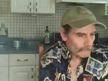 Chaturbate Live Sex Cam of raylene4u2