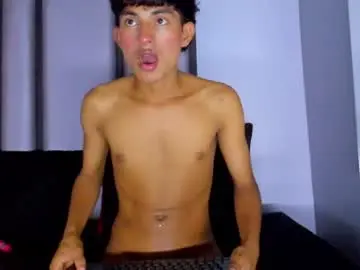Chaturbate Best live sex cam show of isaaclux_01