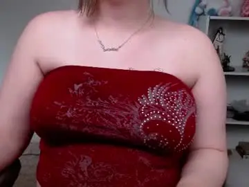Chaturbate Live Sex Cam of krystalsyxx