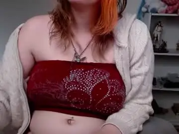 Chaturbate Live Sex Cam of krystalsyxx