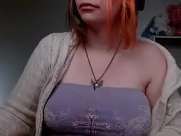 Chaturbate Live Sex Cam of krystalsyxx