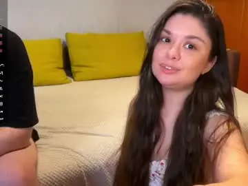 Chaturbate Watch Live Sex Cams of sweetyadeleeee