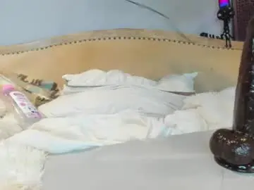 Chaturbate Sex Cam of eatmygingersnapps