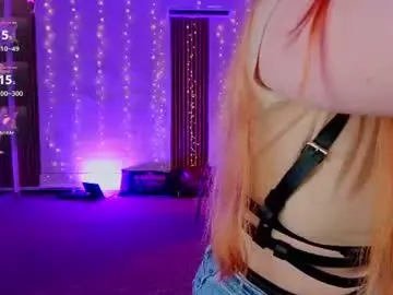 Chaturbate Live Sex Cam of emily054