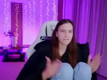 Chaturbate Free Porn Cam of emily054