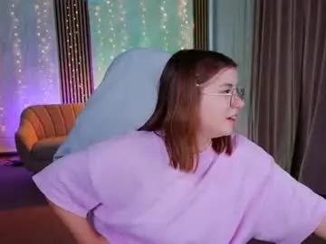 Chaturbate Live Sex of emily054
