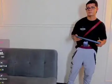 Chaturbate Live Sex Cam of paradise_boy_s