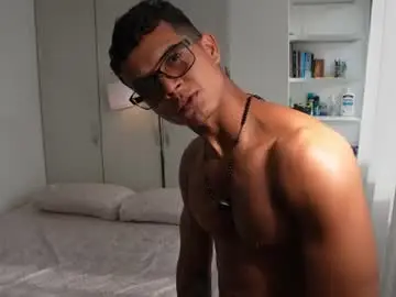 Chaturbate Watch Live Sex Cams of paradise_boy_s