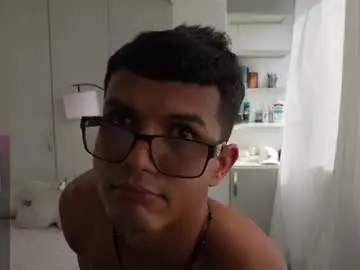 Chaturbate Free Porn Cam of paradise_boy_s