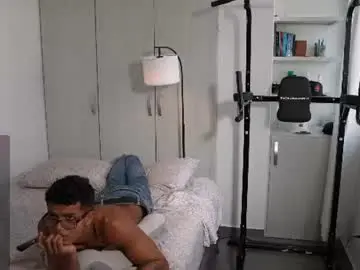 Chaturbate Live Sex of paradise_boy_s