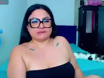 Chaturbate Nude Webcam of _curvy_mature_