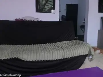 Chaturbate Free Live Porn of daniele_bunny