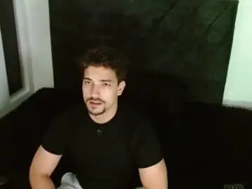 Chaturbate Live Sex of ian_davis