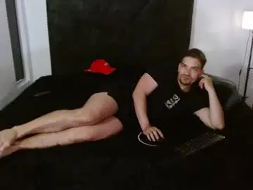 Chaturbate Live Sex of ian_davis
