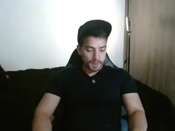 Chaturbate Free Porn Cam of ian_davis