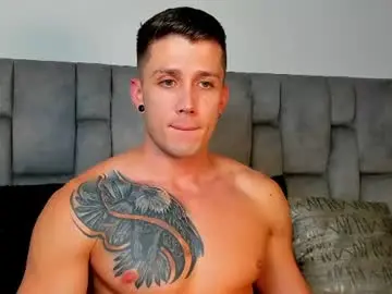 Chaturbate Live Porn of marks_saenz