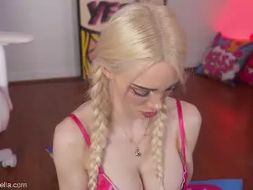 Chaturbate Live Sex Cam of bunnydollstella