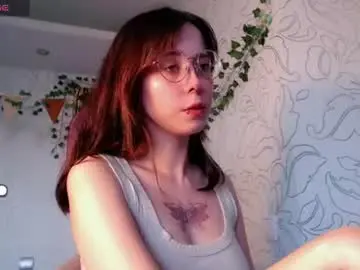 Chaturbate Live Sex Cam of emmae__