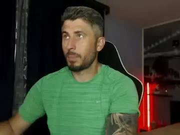 Chaturbate Live Sex of andysoul340