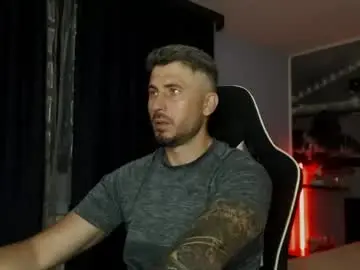 Chaturbate Live Sex Cam of andysoul340