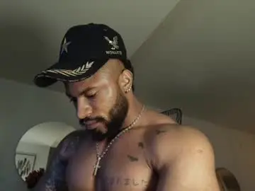 Chaturbate Watch Live Sex Cams of clark_strong