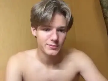 Chaturbate Free Porn Cam of timytwinkboy