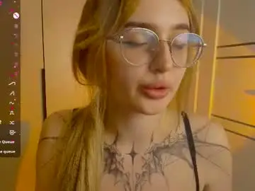 Chaturbate Free Porn Cam of arcticivy