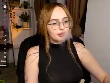 Chaturbate Live Sex Cam of arcticivy