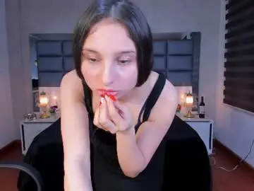 Chaturbate Watch Live Sex Cams of emilia_jonnes