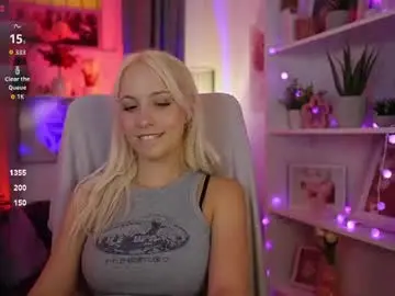 Chaturbate Sex Cam of lucy_cutie_