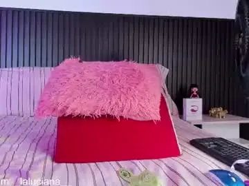 Chaturbate Live Porn of charlie_uwu