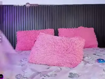 Chaturbate Watch Live Sex Cams of charlie_uwu