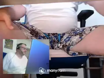 Chaturbate Live Sex Cam of mrduplo1975