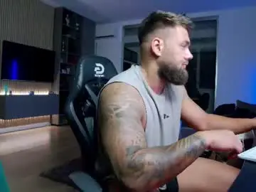 Chaturbate Adult Video Chat of enrikoblue