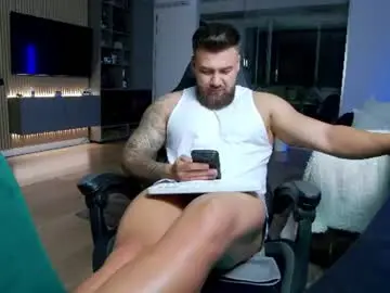 Chaturbate Watch Live Sex Cams of enrikoblue