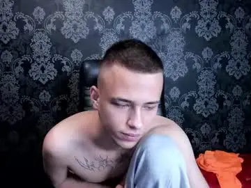 Chaturbate Best live sex cam show of lucaskaur
