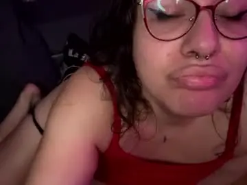 Chaturbate Live Porn of rattlesnakebitch