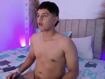 Chaturbate Adult Webcam of adrian_prime_