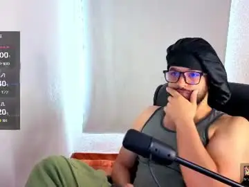 Chaturbate Live Sex Cam of ernesto_rodriguez_82