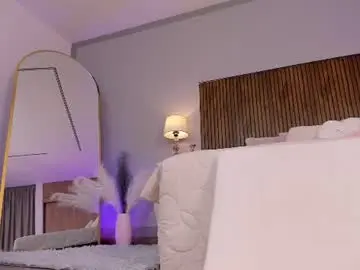 Chaturbate Watch Live Sex Cams of tatikiss_