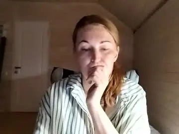 Chaturbate Live Sex Cam of golden_fairy_566