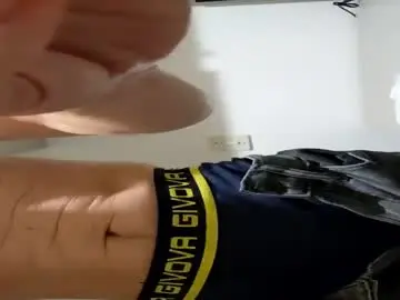 Chaturbate Live Sex Cam of redstep0
