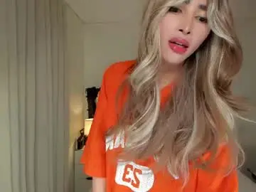 Chaturbate Watch Live Sex Cams of urdreamgirl_withbigsurprise