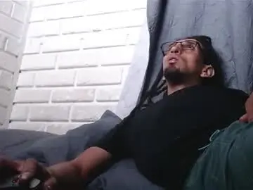 Chaturbate Watch Live Sex Cams of davils12