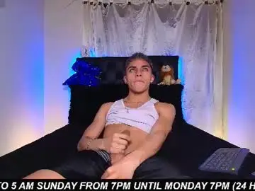 Chaturbate Free Porn Cam of james1lee_