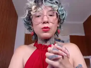 Chaturbate Sex Cam of lyra_tay